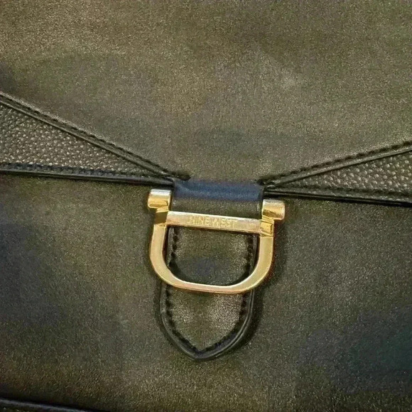 Nine West shoulder purse - Picture 2 of 11